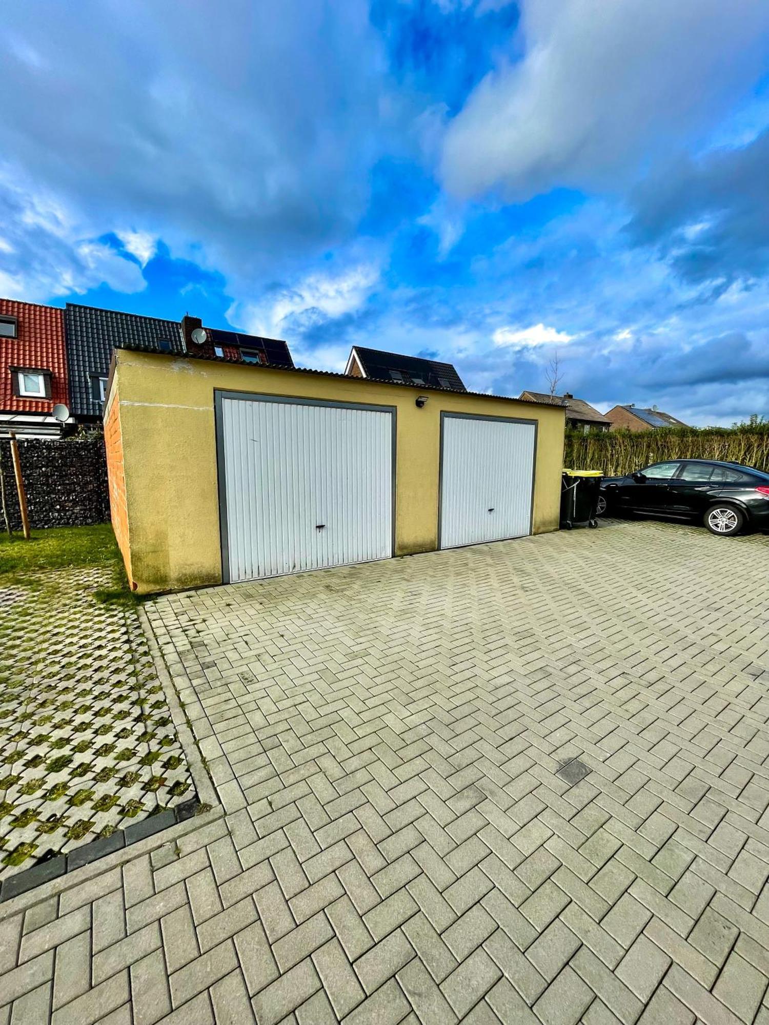 Ahaus: Stadtoase Mit Terrasse & Privater Garage Εξωτερικό φωτογραφία